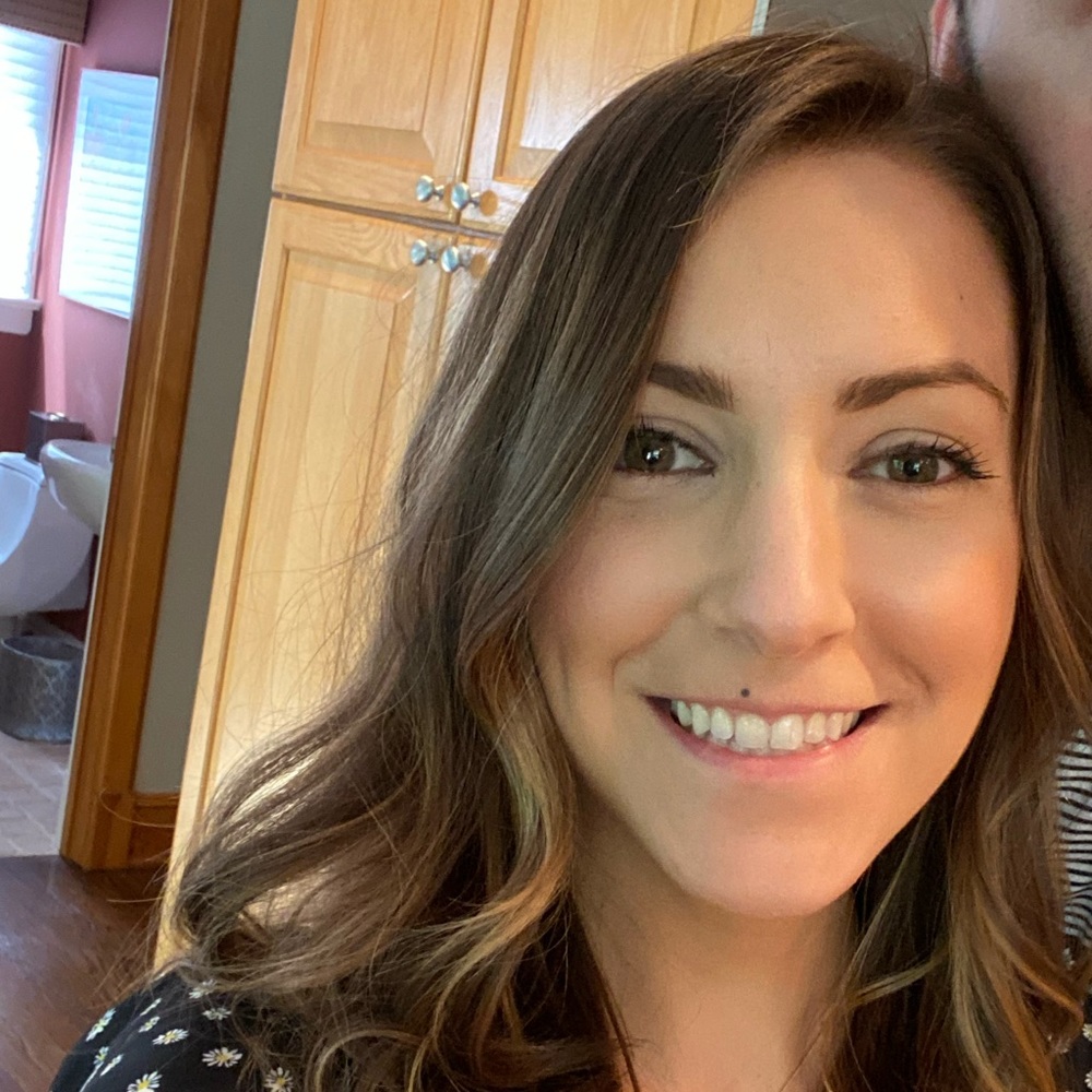 Meet your Posher, Ashley